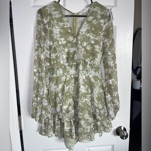 Saints + Secrets Green Floral Sheer Romper w/Shorts & Zipper/Tie Back Size Large
